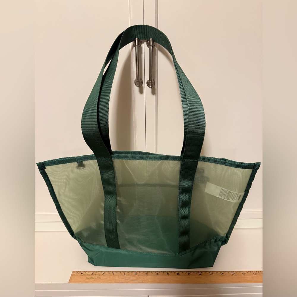 Limited Edition Miniso Hello Kitty Tennis Club Mesh Tennis Tote Bag - Picture 4 of 4